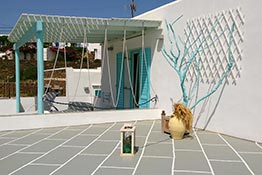 Superior room with large veranda at Sifnos